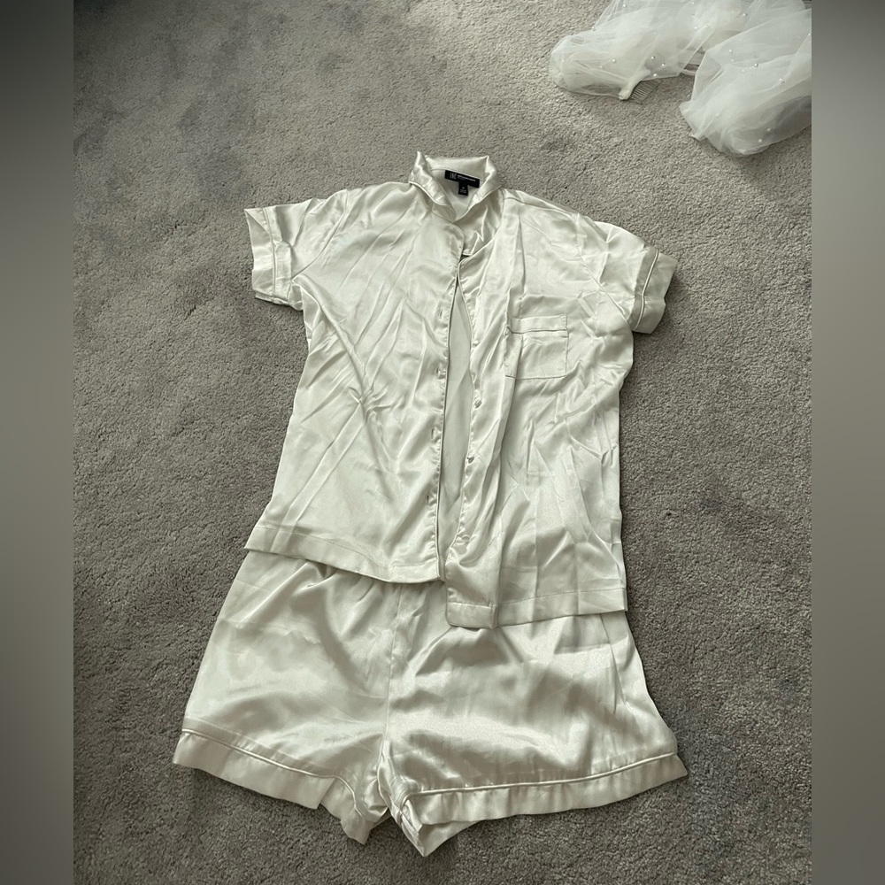 White Satin Pajamas Set